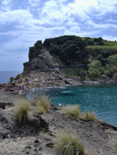 left of Vila Franca change house